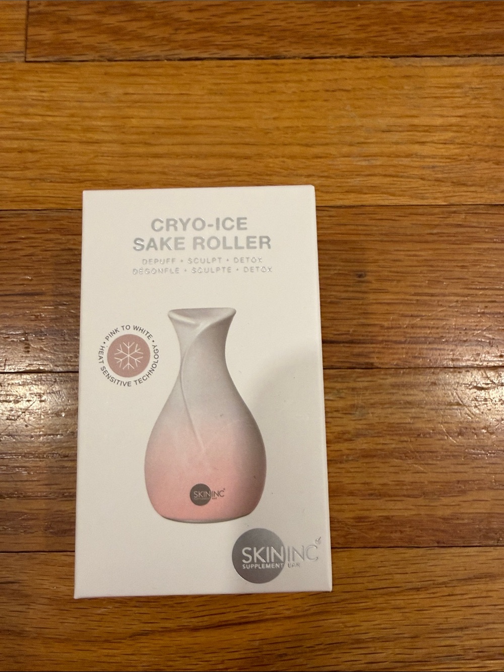 Skin Inc Cryo-Ice Sake Roller – Pink Cooling Facial Tool